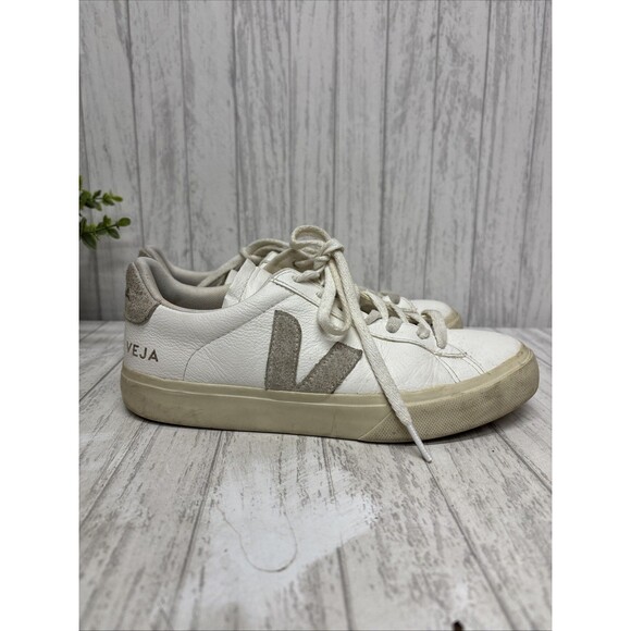 Veja Shoes - Womens Size 8 Veja Campo Sneakers